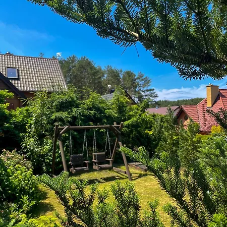 Dom Pod Swierkiem Male Swornegacie