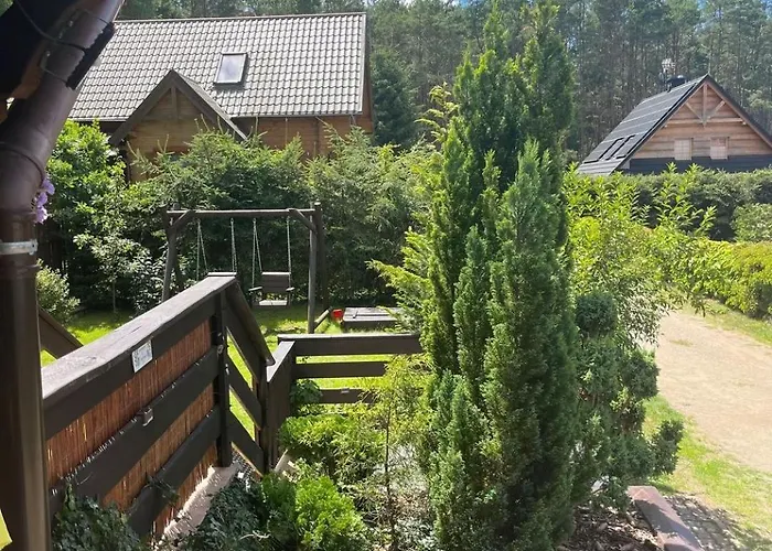 Feriehus Dom Pod Swierkiem Male Swornegacie