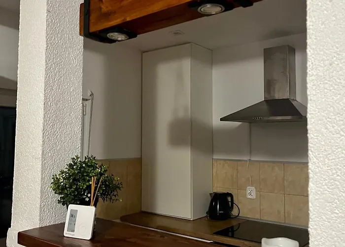 Dom Pod Swierkiem Feriehus Male Swornegacie