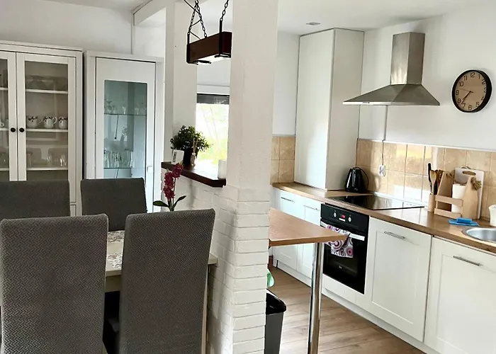 Dom Pod Swierkiem Feriehus *