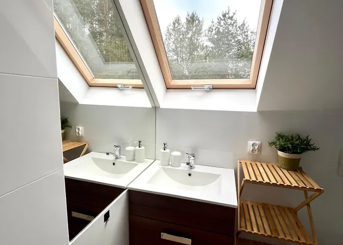 Dom Pod Swierkiem * Male Swornegacie