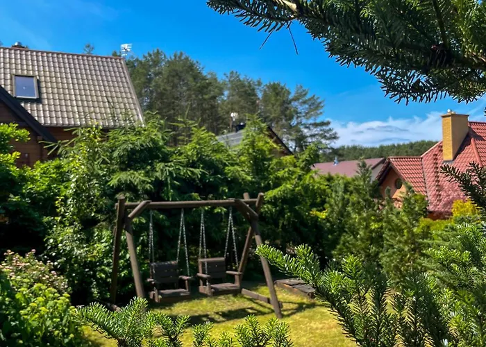 Dom Pod Swierkiem Male Swornegacie