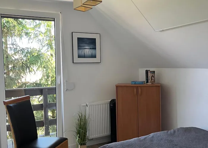 Dom Pod Swierkiem * Male Swornegacie